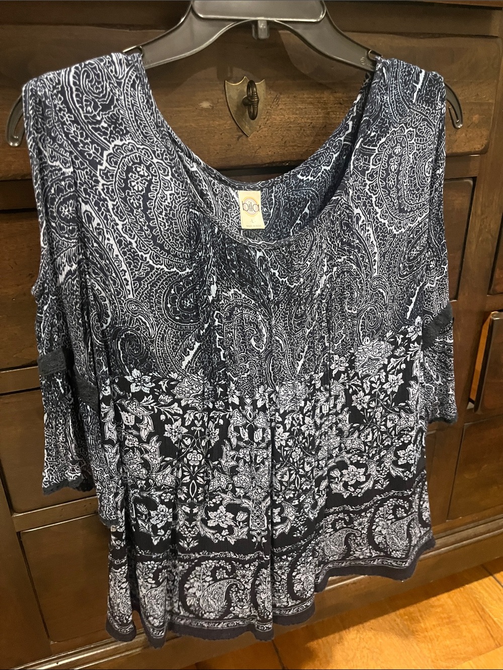Bila Black & White Paisley Cold-Shoulder Blouse